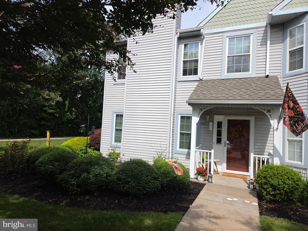 901 SWEETWATER DR, CINNAMINSON, NJ 08077 — photo 2