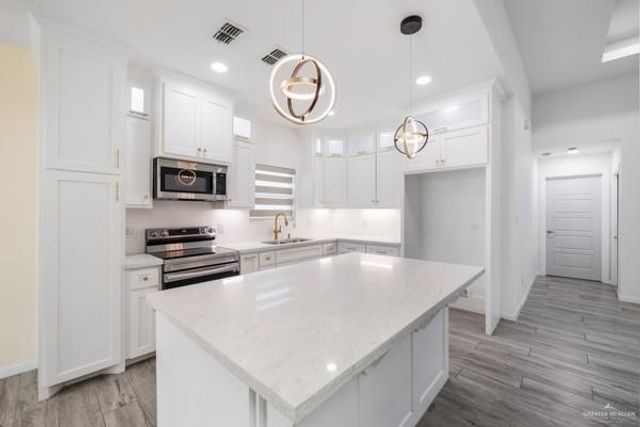 2721 Garman Street, Edinburg, TX 78542