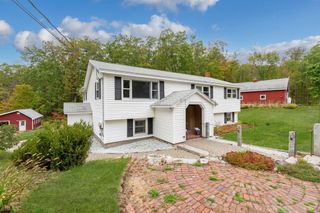 15 Leslie Drive, Goffstown, NH 03045