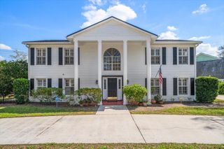 2102 S FORE CIRCLE, Tampa, FL 33612