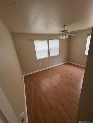 5110 Press Drive, New Orleans, LA 70126