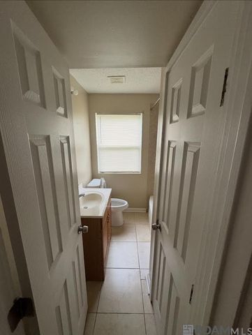 5110 Press Drive, New Orleans, LA 70126