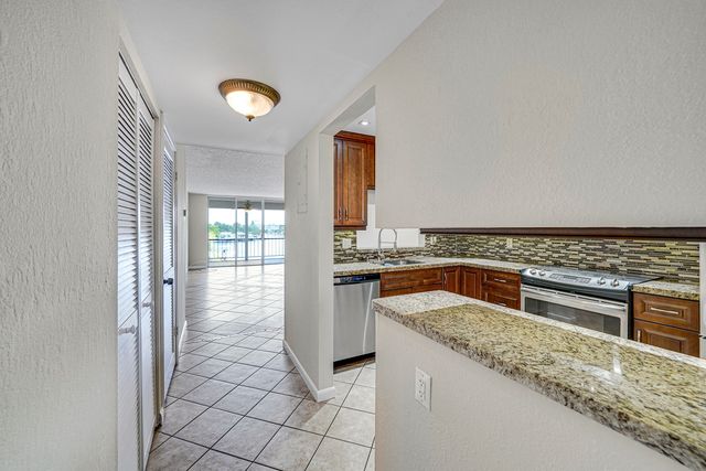 777 S FEDERAL Highway 305O, Pompano Beach, FL 33062