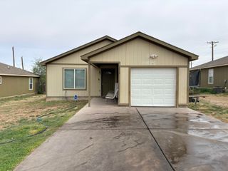 1517 E 7th Street, Lubbock, TX 79403