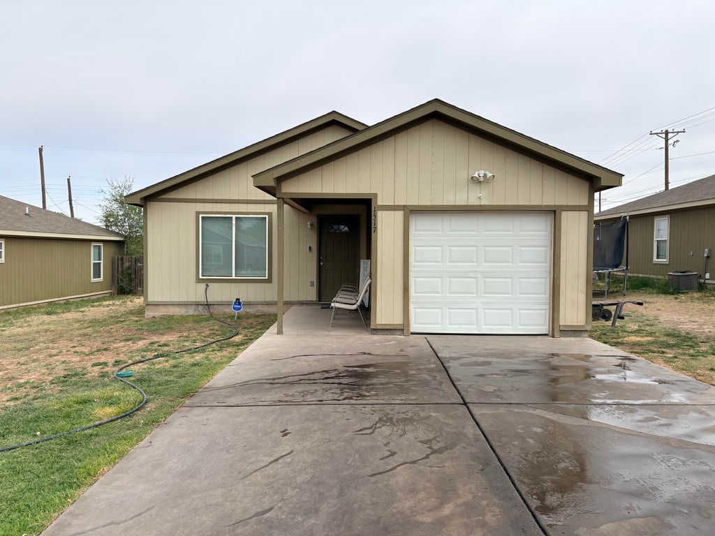 1517 E 7th Street, Lubbock, TX 79403