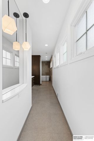 2316 S 103 Street, Omaha, NE 68124