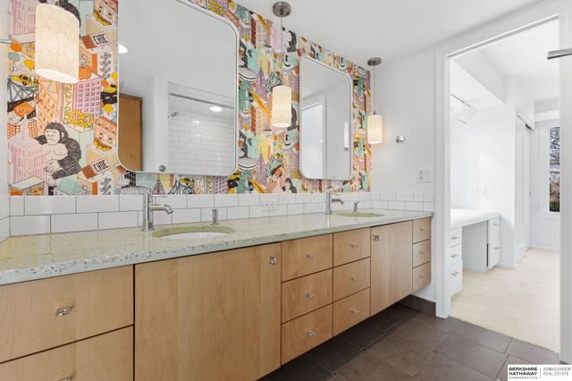 2316 S 103 Street, Omaha, NE 68124