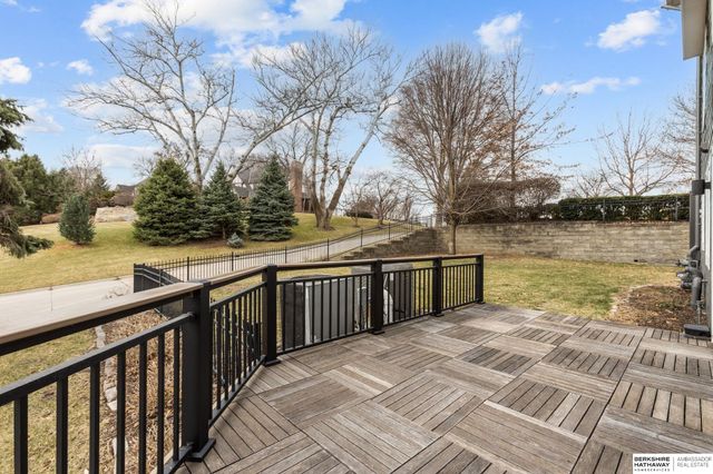 2316 S 103 Street, Omaha, NE 68124