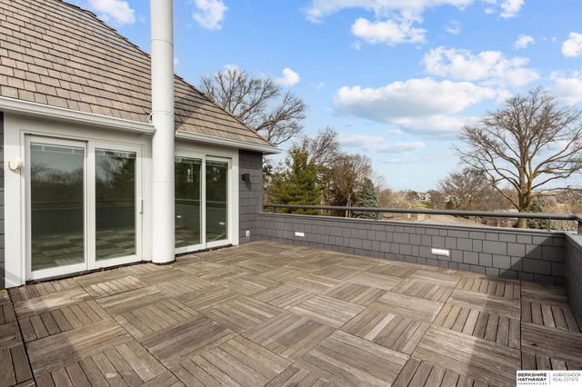 2316 S 103 Street, Omaha, NE 68124