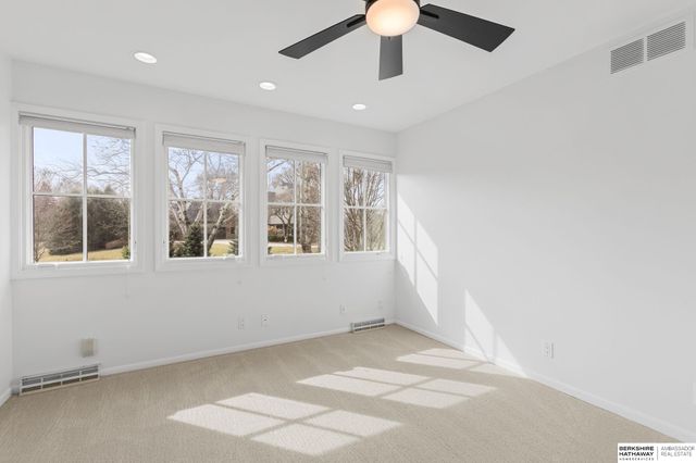 2316 S 103 Street, Omaha, NE 68124