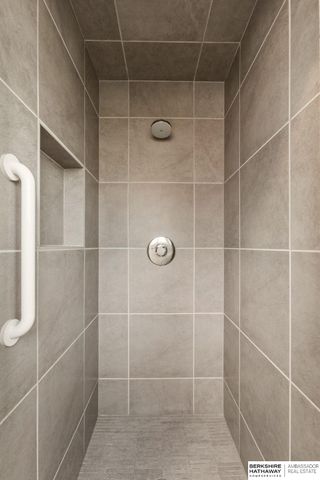 2316 S 103 Street, Omaha, NE 68124