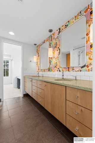 2316 S 103 Street, Omaha, NE 68124