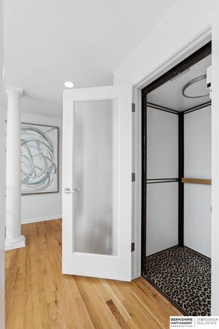 2316 S 103 Street, Omaha, NE 68124