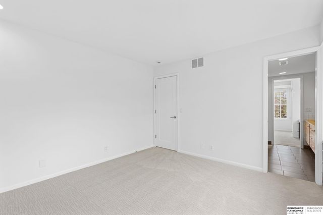 2316 S 103 Street, Omaha, NE 68124