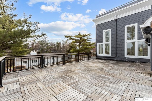 2316 S 103 Street, Omaha, NE 68124