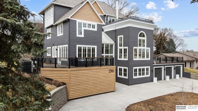 2316 S 103 Street, Omaha, NE 68124