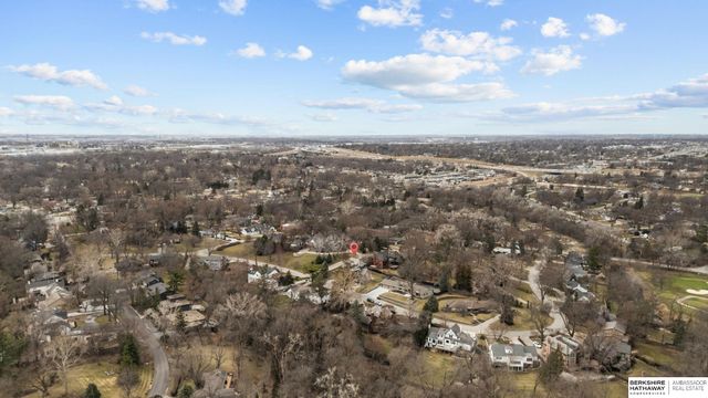 2316 S 103 Street, Omaha, NE 68124