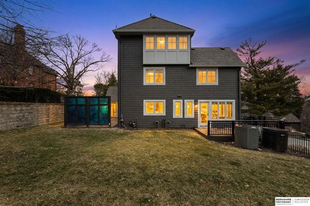 2316 S 103 Street, Omaha, NE 68124