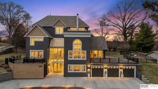 2316 S 103 Street, Omaha, NE 68124