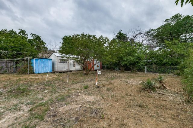 2908 Scottsbluff Drive, Dallas, TX 75228