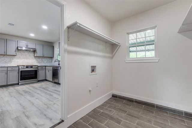 2908 Scottsbluff Drive, Dallas, TX 75228