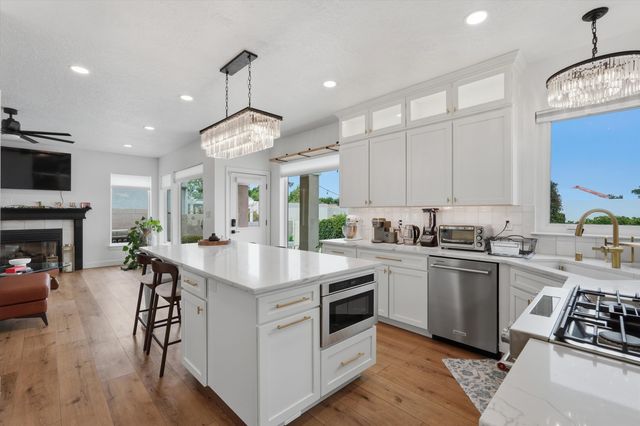 11405 Pine Top Lane NE, Albuquerque, NM 87111