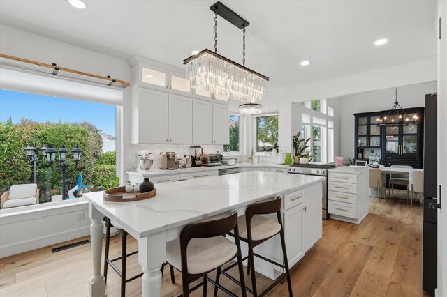 11405 Pine Top Lane NE, Albuquerque, NM 87111