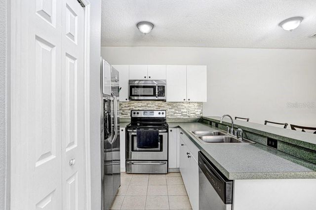 2322 28TH AVENUE E, Palmetto, FL 34221