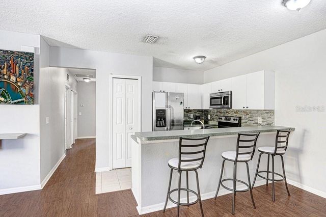 2322 28TH AVENUE E, Palmetto, FL 34221