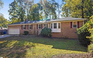 605 W Lee Road, Taylors, SC 29687