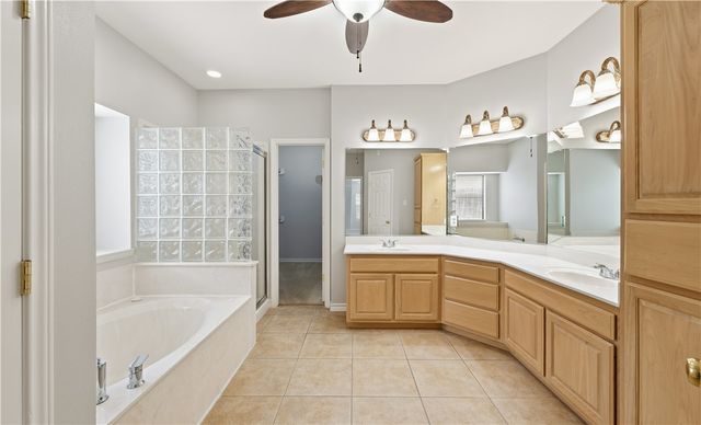 46 Great Lakes Dr, Corpus Christi, TX 78413