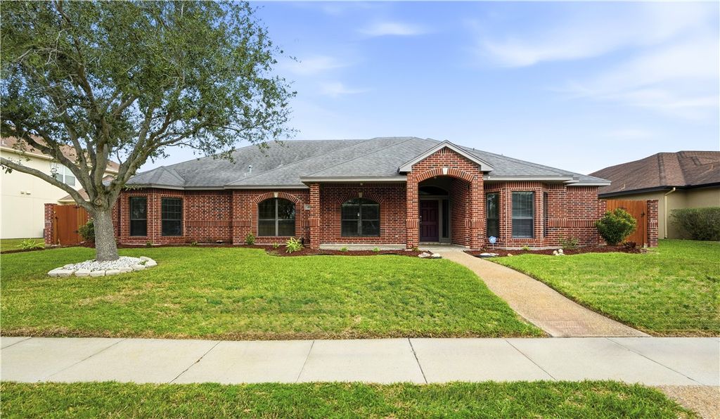 46 Great Lakes Dr, Corpus Christi, TX 78413