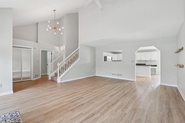 W146N6202 Wigwam DRIVE, Menomonee Falls, WI 53051