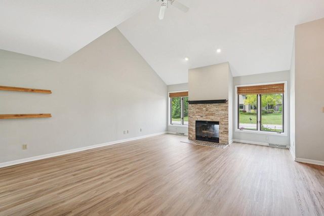 W146N6202 Wigwam DRIVE, Menomonee Falls, WI 53051