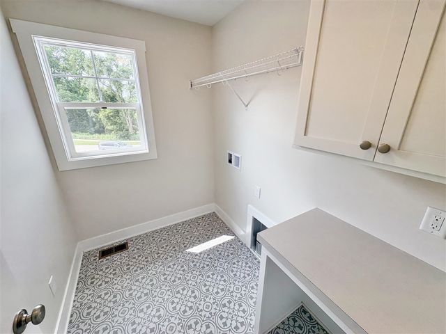 720 Sunfield Drive, Byron Center, MI 49315