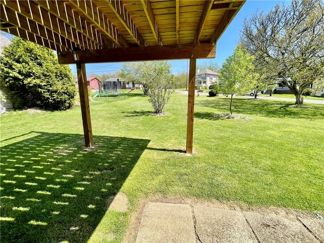 3 Kerr St, Burgettstown Boro, PA 15021