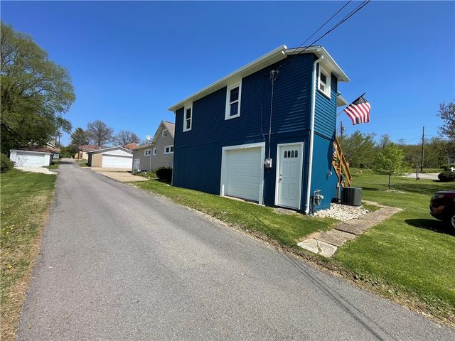 3 Kerr St, Burgettstown Boro, PA 15021