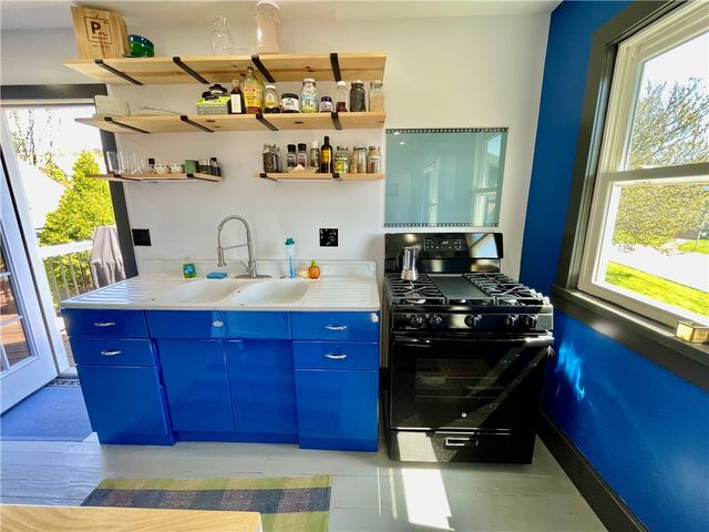 3 Kerr St, Burgettstown Boro, PA 15021