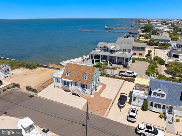 16 STARBOARD RD, Long Beach, NJ 08008