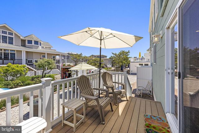 16 STARBOARD RD, Long Beach, NJ 08008