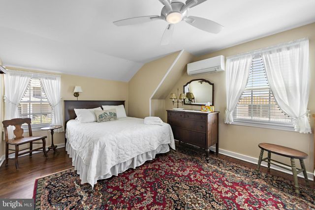 16 STARBOARD RD, Long Beach, NJ 08008