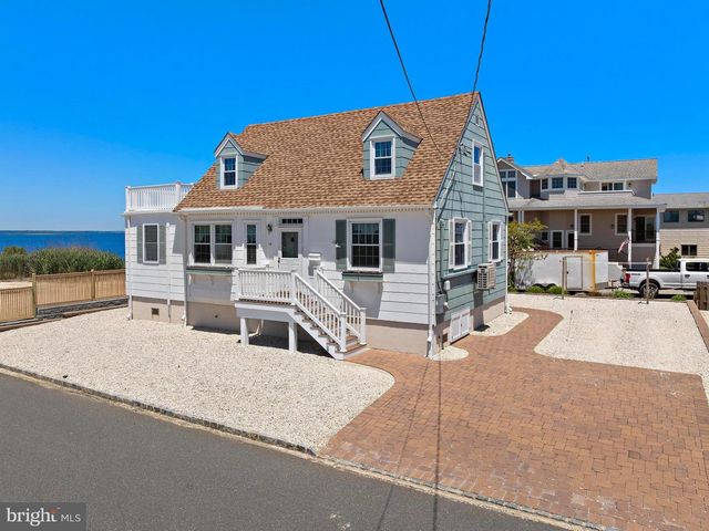16 STARBOARD RD, Long Beach, NJ 08008