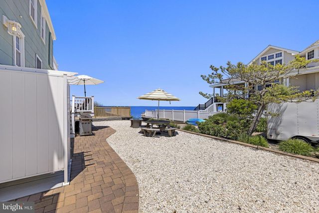 16 STARBOARD RD, Long Beach, NJ 08008