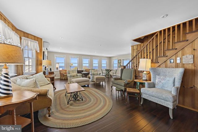 16 STARBOARD RD, Long Beach, NJ 08008