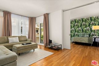 4353 Colfax Avenue 24, Studio City (los Angeles), CA 91604