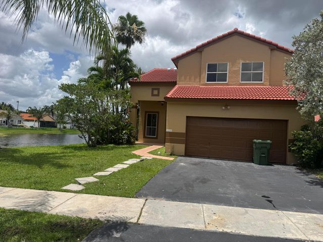 19199 NW 19th Street, Pembroke Pines, FL 33029