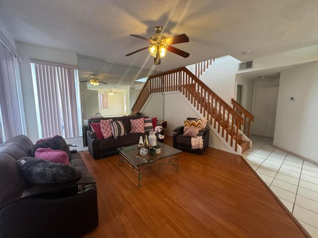 19199 NW 19th Street, Pembroke Pines, FL 33029