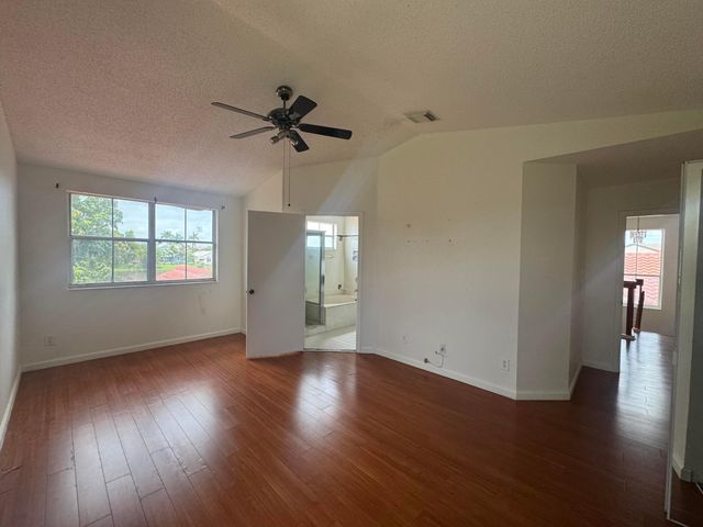 19199 NW 19th Street, Pembroke Pines, FL 33029