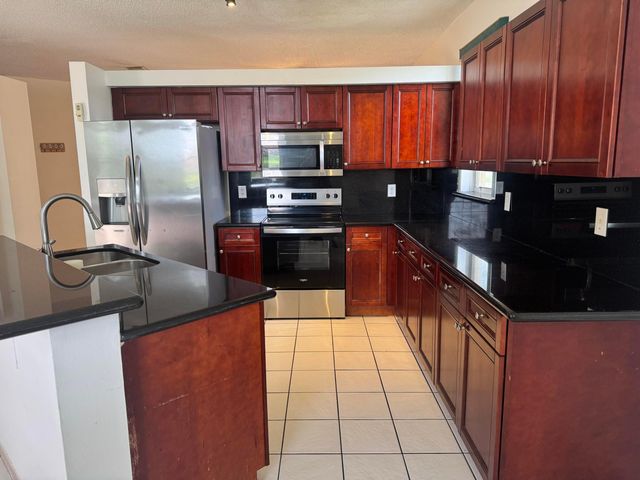19199 NW 19th Street, Pembroke Pines, FL 33029