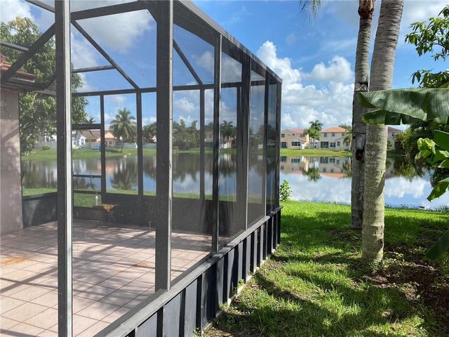19199 NW 19th Street, Pembroke Pines, FL 33029